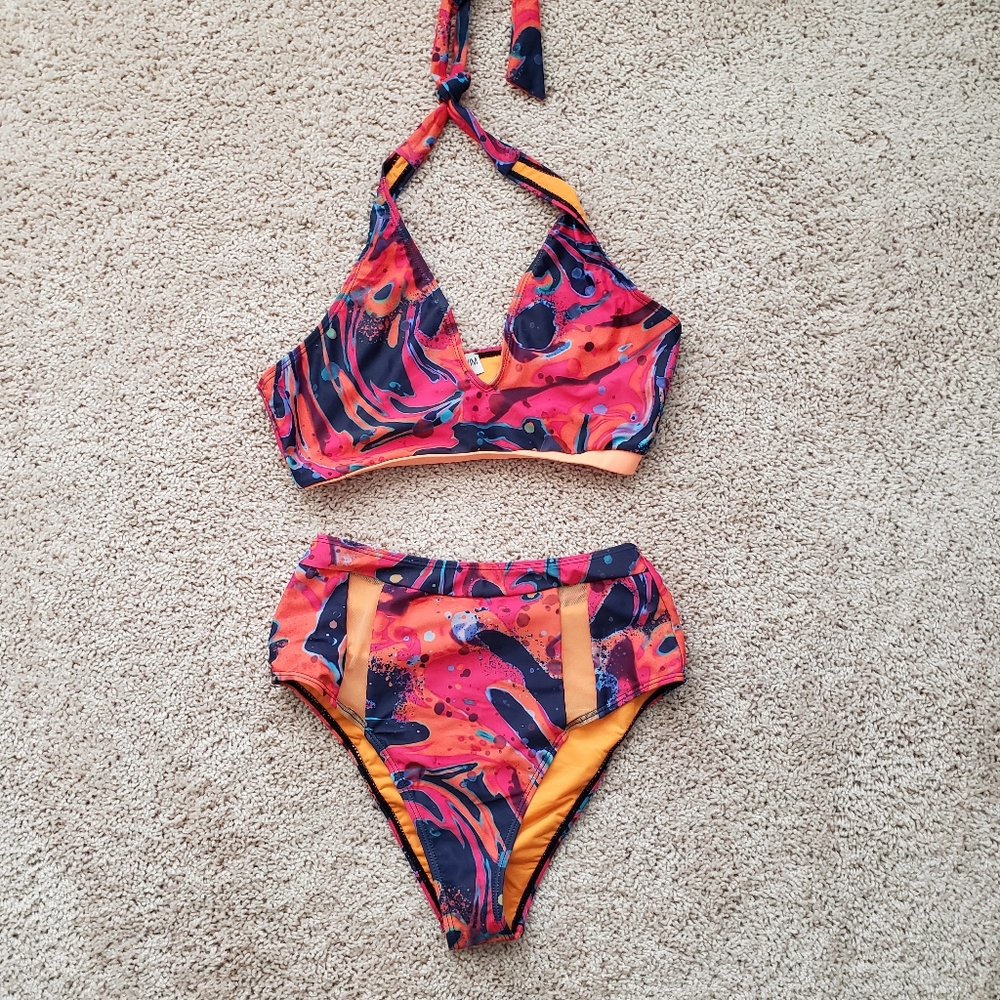 IconSwim 2 Piece Colorful Swimsuit 👙